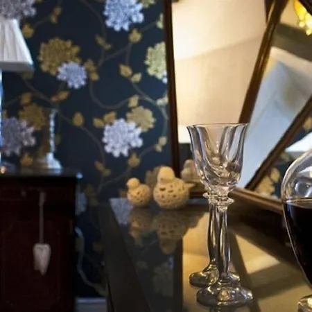 The Castle House Couette-café