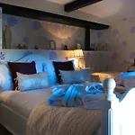 The Castle House Bed & Breakfast 4*