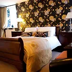 The Castle House Bed & Breakfast