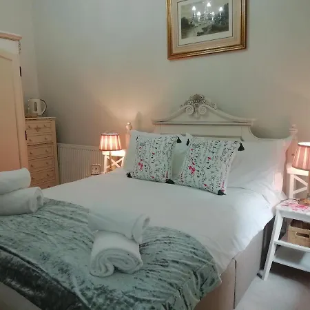 The Castle House Bed & Breakfast