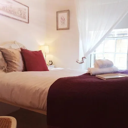 The Castle House Oda ve Kahvaltı