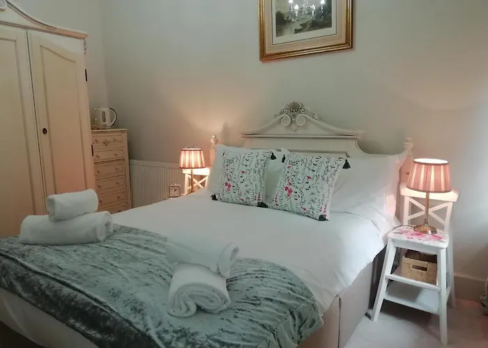 The Castle House Bed & Breakfast