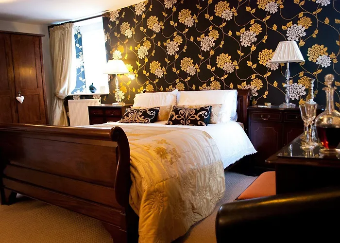 The Castle House Bed & Breakfast