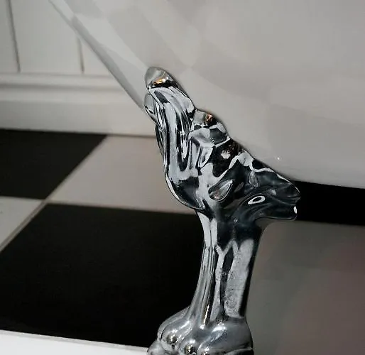 The Castle House Bed & Breakfast