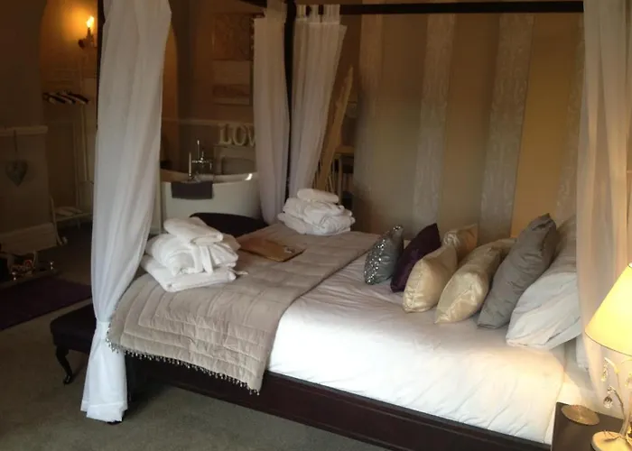 The Castle House Bed & Breakfast